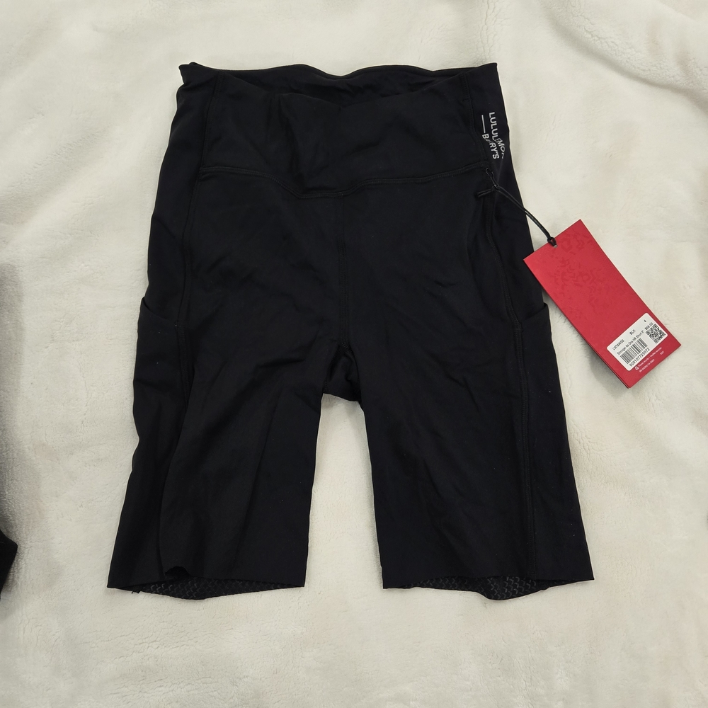 NWT Lululemon Athletica Black Bike Shorts